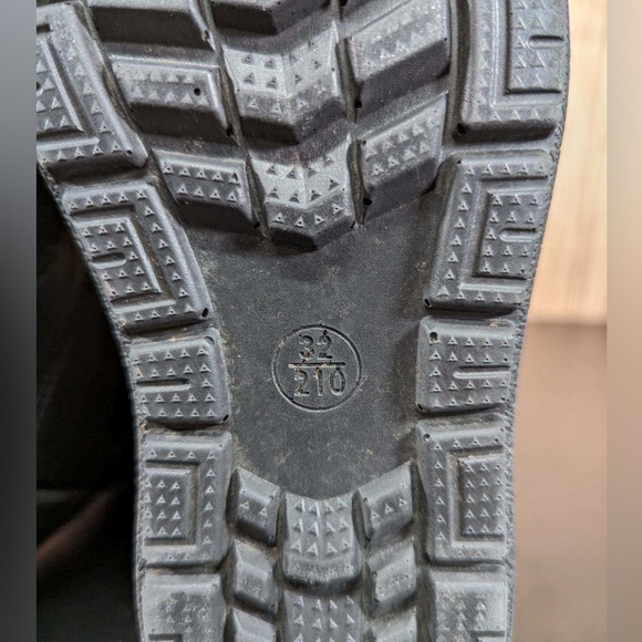 Faux fur kids winter boots with zipper ankle boots size 32  US 1 in black - Picture 4 of 7